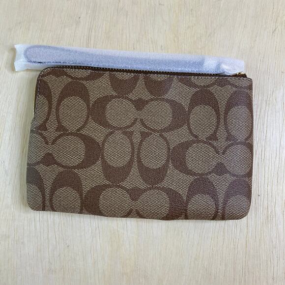 NEW Coach Womens Khaki Chalk Corner Zip Wristlet In Signature Canvas - Picture 6 of 8